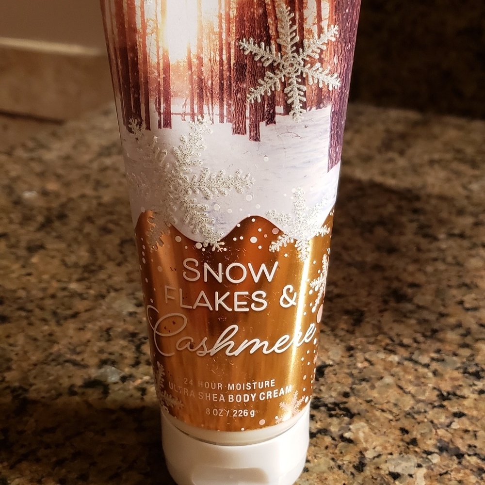 Ultra Shea Body Cream